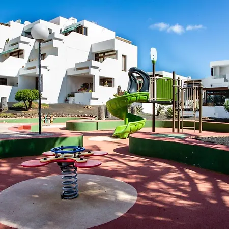 Molinos Holidays. 2 Bedrooms Lägenhet Costa Teguise